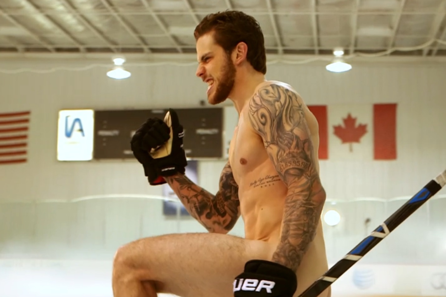 Tyler Seguin heart and sleeve tattoos visible on the ice